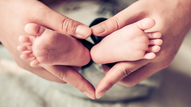 hamilelikte_kadinin_ruh_hali_goz_ardi_edilmemeli_1472471442_2365