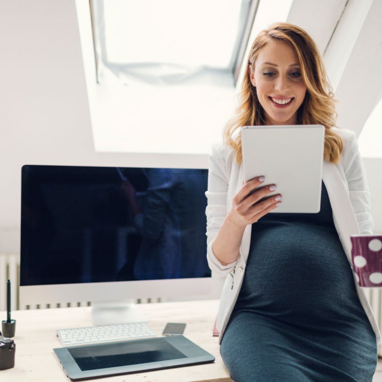 881272_w767h767c1cx854cy565